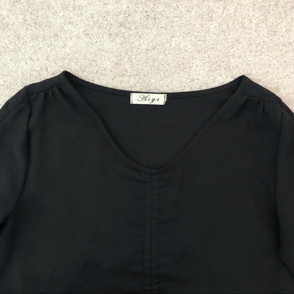 3 for $28🌼 Black Ruched Drawstring self-tie blouse - Picture 6 of 8